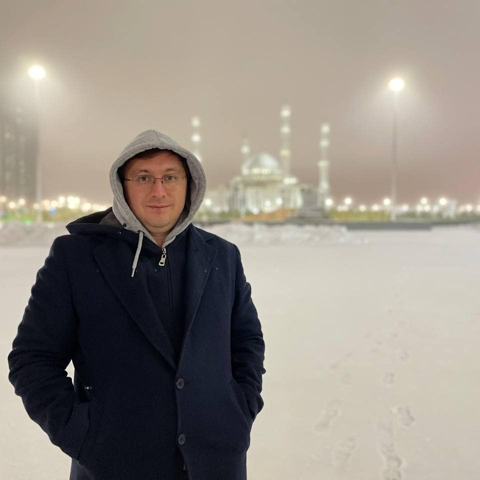 Биография и личная жизнь Владимира Аваткова, его взгляды на политику