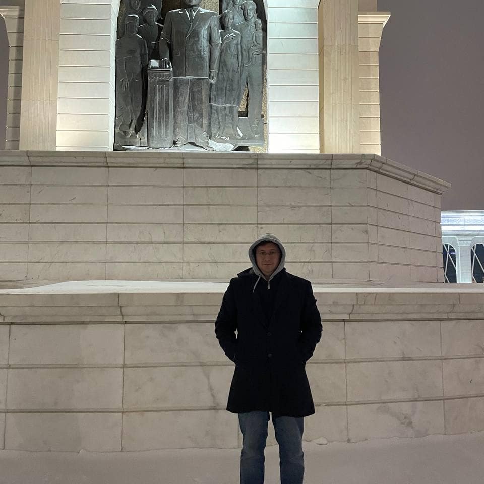 Биография и личная жизнь Владимира Аваткова, его взгляды на политику